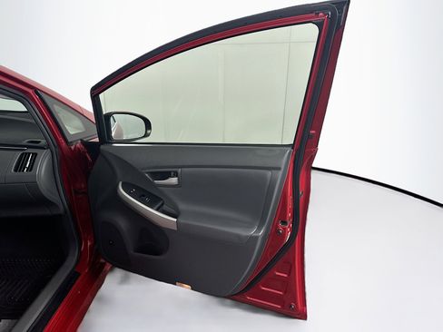 Used 2010 Toyota Prius Five FWD image 31