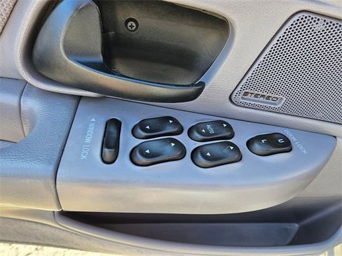 Used 1995 Ford Taurus GL image 16