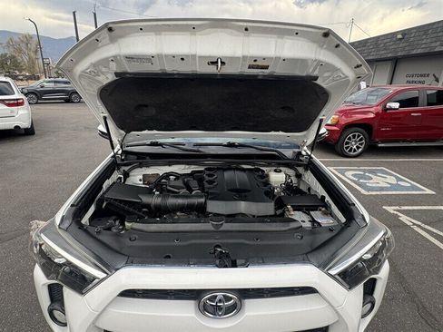 Used 2019 Toyota 4Runner SR5 Premium AWD/4WD image 34