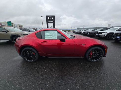 New 2026 MAZDA MX-5 Miata RF Club RWD image 4