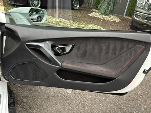 Used 2017 Lamborghini Huracan LP 580-2 RWD image 20