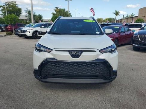 Used 2024 Toyota Corolla Cross AWD Hybrid image 3