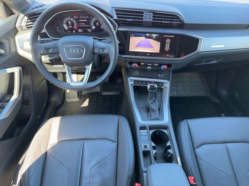 Certified 2025 Audi Q3 2.0T Premium w/ Convenience Package image 27