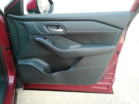 Used 2024 Nissan Rogue SL w/ SL Premium Package FWD image 21