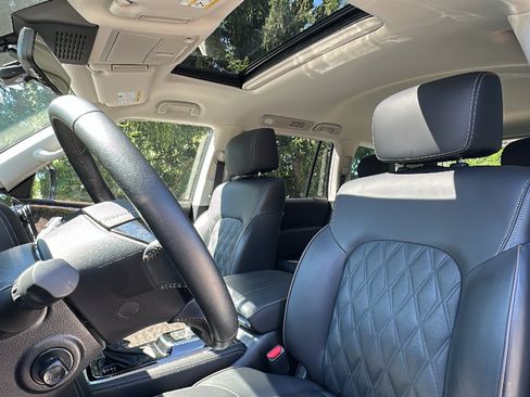 Certified 2023 Nissan Armada Platinum w/ Captain's Chairs Package AWD/4WD image 13