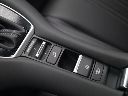 New 2026 Honda HR-V EX-L image 18