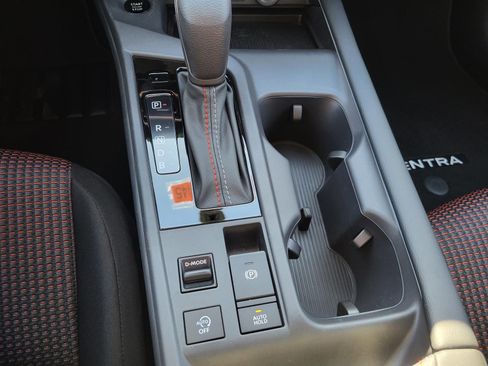 New 2026 Nissan Sentra SR w/ Floor Mat Package image 21