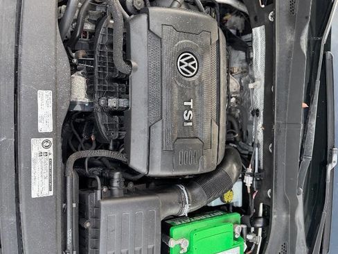 Used 2015 Volkswagen GTI SE w/ Lighting Package (SEL) image 18