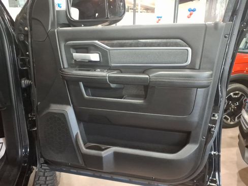 Used 2019 RAM 2500 Big Horn AWD/4WD image 10