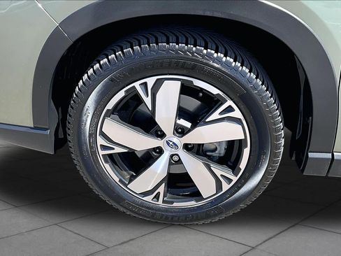 Used 2019 Subaru Forester Touring w/ Popular Package #3 AWD/4WD image 11