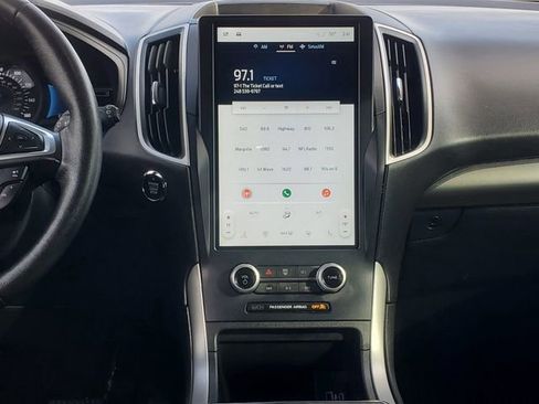 Used 2022 Ford Edge SEL image 29