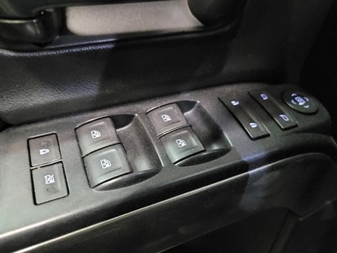 Used 2018 Chevrolet Silverado 1500 LT w/ All Star Edition AWD/4WD image 27