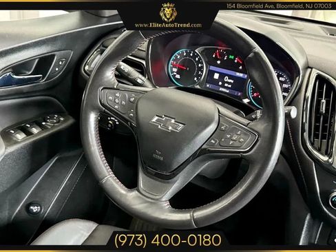 Used 2022 Chevrolet Equinox RS w/ Infotainment Package image 11