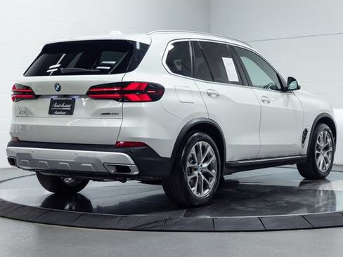 Used 2025 BMW X5 xDrive40i AWD/4WD image 10
