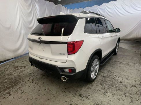 Certified 2024 Honda Passport EX-L image 6