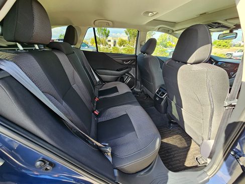 Used 2025 Subaru Outback Premium image 30