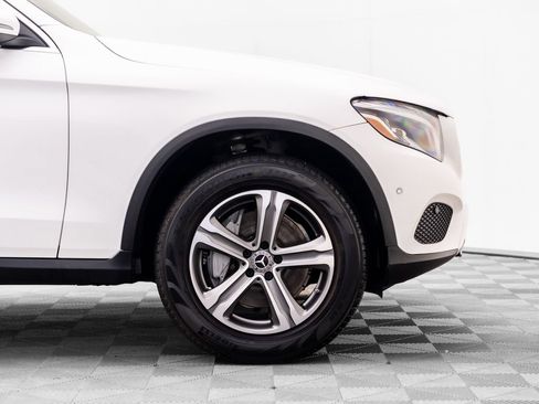 Used 2019 Mercedes-Benz GLC 300 4MATIC image 34