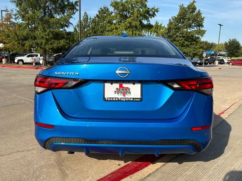 Used 2025 Nissan Sentra SV FWD image 7