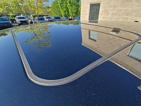 Used 2014 Porsche Cayenne image 11