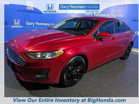 Used 2020 Ford Fusion SE w/ Equipment Group 151A image 10