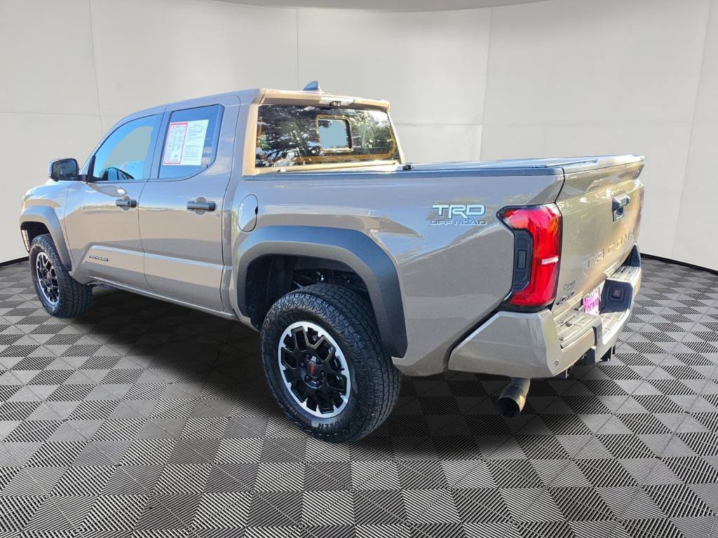 Used 2026 Toyota Tacoma TRD Off-Road w/ TRD Off Road Premium Package AWD/4WD image 5