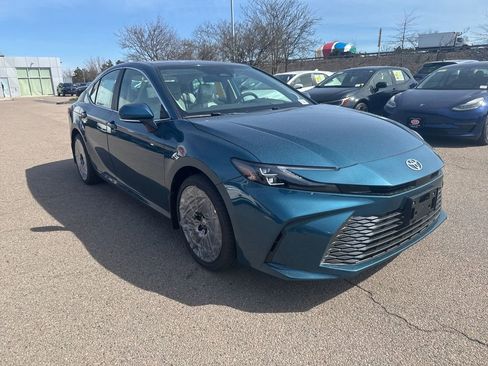 New 2026 Toyota Camry XLE AWD/4WD image 9