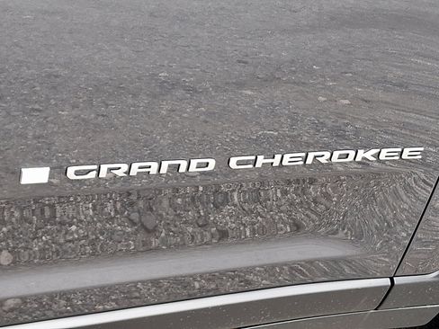 New 2025 Jeep Grand Cherokee Laredo X image 14