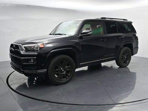 Used 2019 Toyota 4Runner Limited AWD/4WD image 4