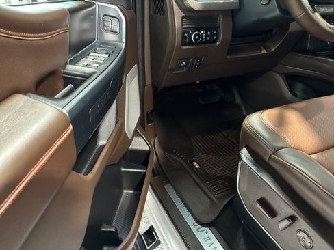 Used 2025 Ford F250 King Ranch w/ Chrome Package AWD/4WD image 7