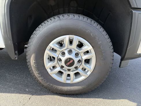 New 2025 GMC Sierra 2500 Pro w/ Convenience Package image 15