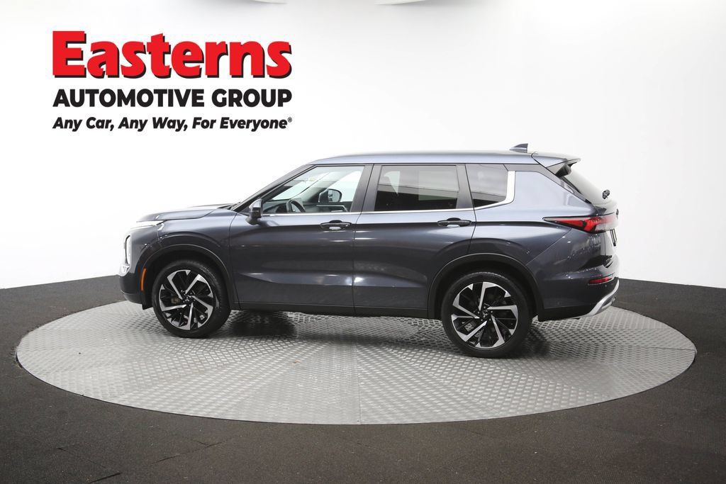 Used 2024 Mitsubishi Outlander SE AWD/4WD image 65
