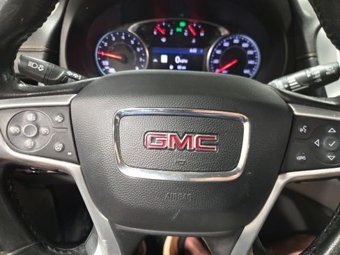 Used 2020 GMC Terrain SLT w/ Preferred Package FWD image 16