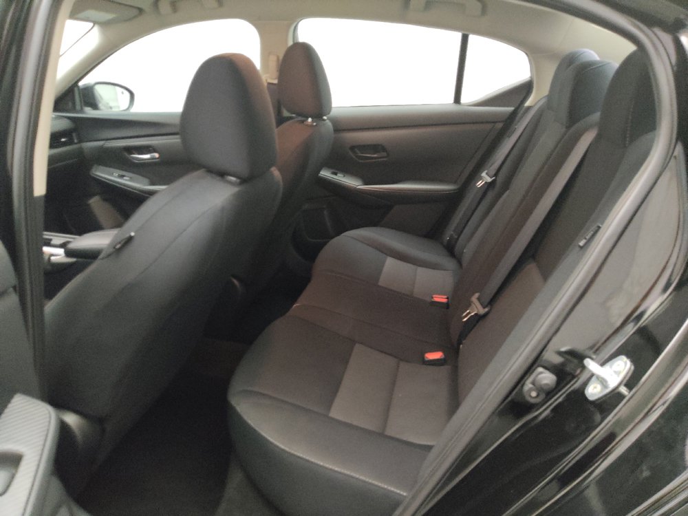 Used 2024 Nissan Sentra SV FWD image 18