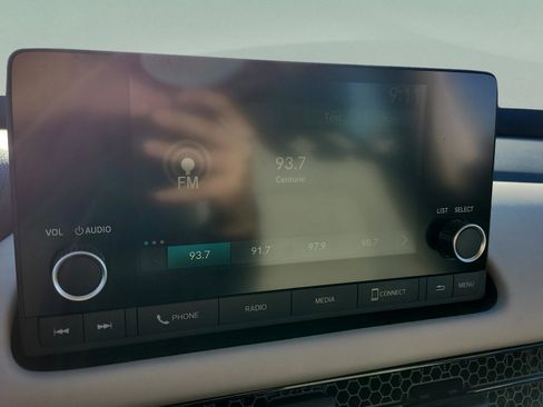 Certified 2023 Honda HR-V LX image 23