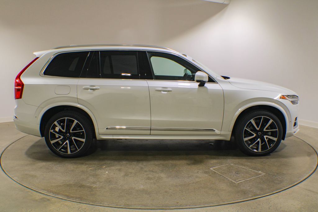 Certified 2024 Volvo XC90 B6 Ultimate w/ Protection Package Premier AWD/4WD image 6