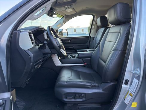 Used 2022 Toyota Tundra Limited image 17