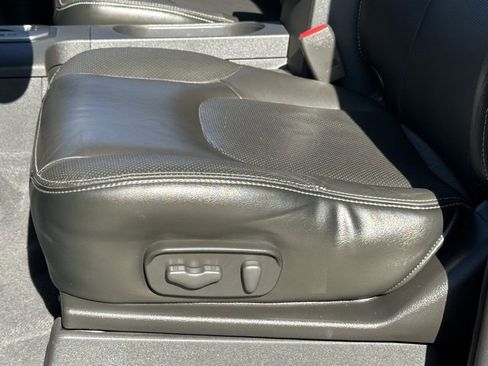 Certified 2020 Nissan Frontier PRO-4X w/ Pro-4x Utility Package image 20