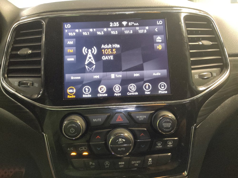Used 2019 Jeep Grand Cherokee Laredo w/ Laredo X Package RWD image 25