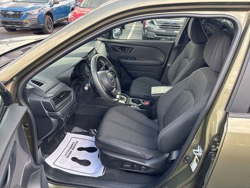 Certified 2025 Subaru Forester Premium AWD/4WD image 8