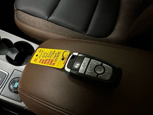 Certified 2025 Ford Bronco Sport Outer Banks w/ Outer Banks Tech Package+ image 40