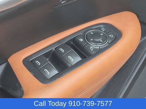 Used 2021 Cadillac XT5 Premium Luxury FWD image 13