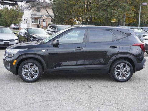 Used 2024 Kia Seltos LX image 15