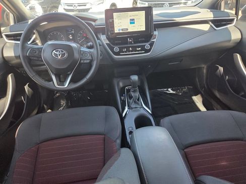 Used 2025 Toyota Corolla SE FWD image 9