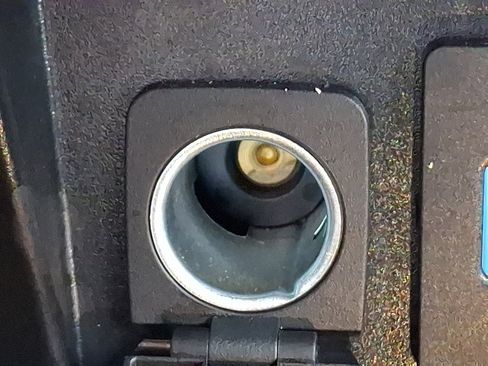 Certified 2023 Ford Explorer Limited w/ Limited Technology Package image 26