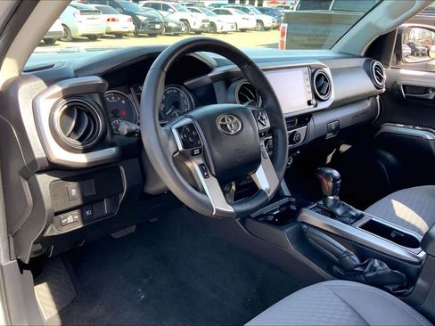 Used 2022 Toyota Tacoma SR5 image 17
