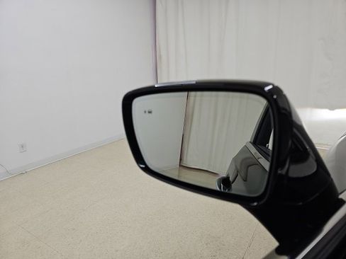 Used 2023 Buick Enclave Essence w/ Experience Buick Package image 30