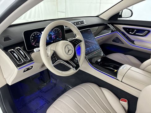 Certified 2022 Mercedes-Benz S 500 4MATIC image 4