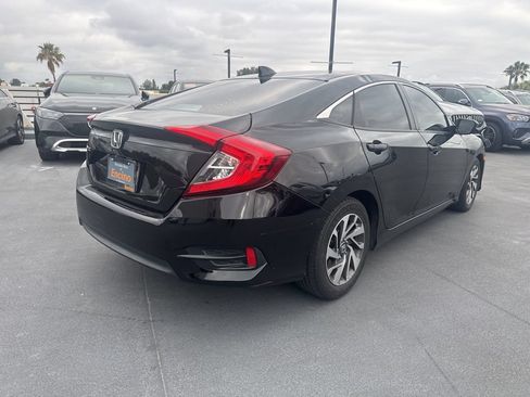 Used 2018 Honda Civic EX image 5