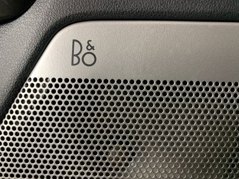 Used 2023 Ford F150 Lariat w/ Equipment Group 502A High image 28