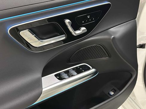 New 2026 Mercedes-Benz E 350 4MATIC Sedan image 15